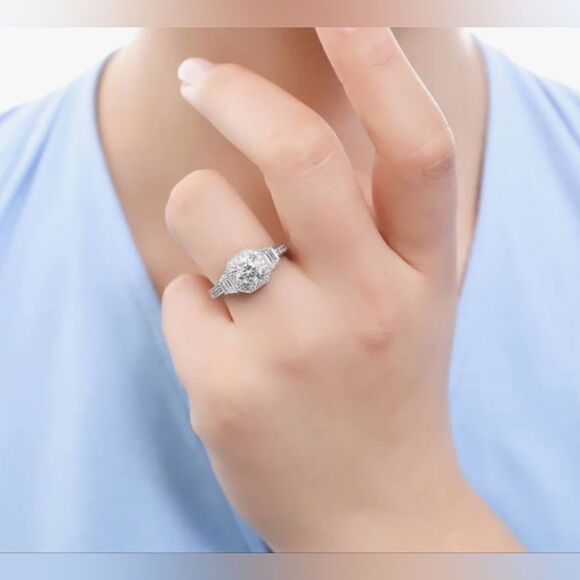 Sterling Silver Round Cubic Zirconia Halo Art Deco Ring (5) - Picture 4 of 11